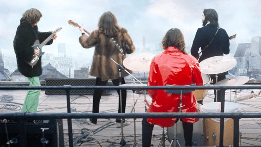 Retour : La performance des Beatles sur les toits