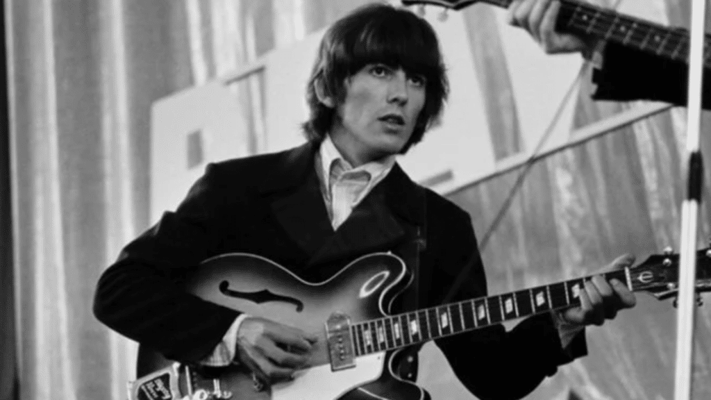 George Harrison a dit que les Beatles auraient pu réduire en miettes un célèbre comédien