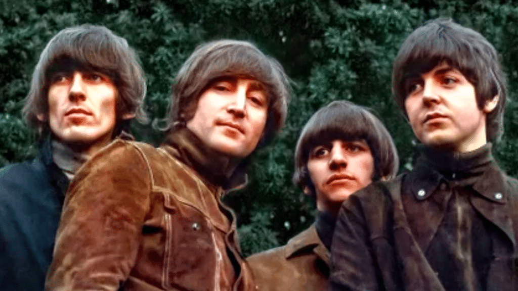 Paul McCartney et John Lennon ont créé une feuille de paroles psychédélique pour une chanson de 'Rubber Soul'
