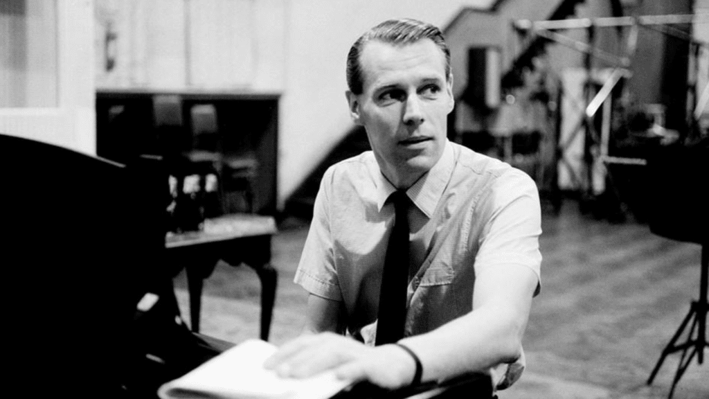 George Martin a dit que la liberté créative des Beatles est allée trop loin sur un album