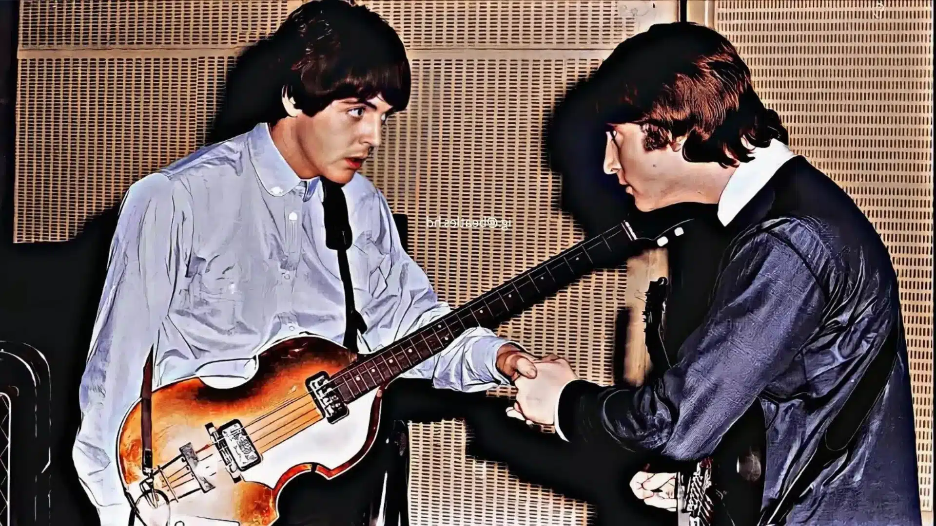 Paul McCartney, joueur de guitare au sein des Beatles