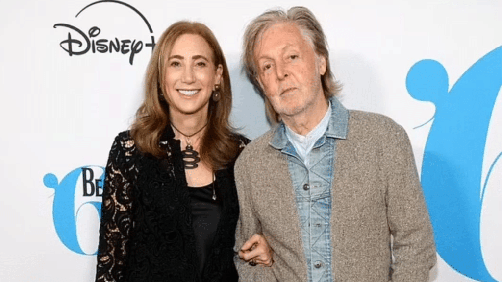 Paul McCartney, Olivia Harrison et Sean Ono Lennon célèbrent la première du documentaire Beatles ’64