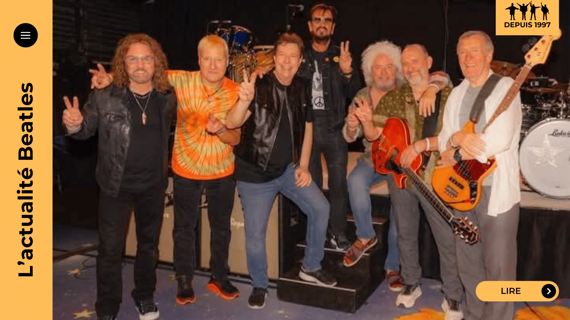 À 84 ans, Ringo Starr vit une année 2025 exceptionnelle : succès critique avec son album country "Look Up", tournées américaines triomphales avec son All Starr Band, concerts légendaires au Ryman et reconnaissance au Grand Ole Opry. Toujours engagé, il reverse les revenus d’un live caritatif à des œuvres humanitaires.